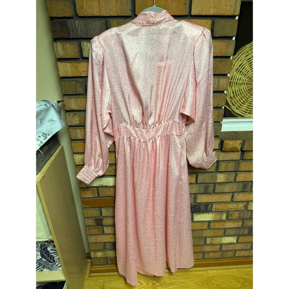 Vintage Gilligan O'Malley Pink Floral Jacquard Wrap Robe Smocked Sleeve - Picture 2 of 4